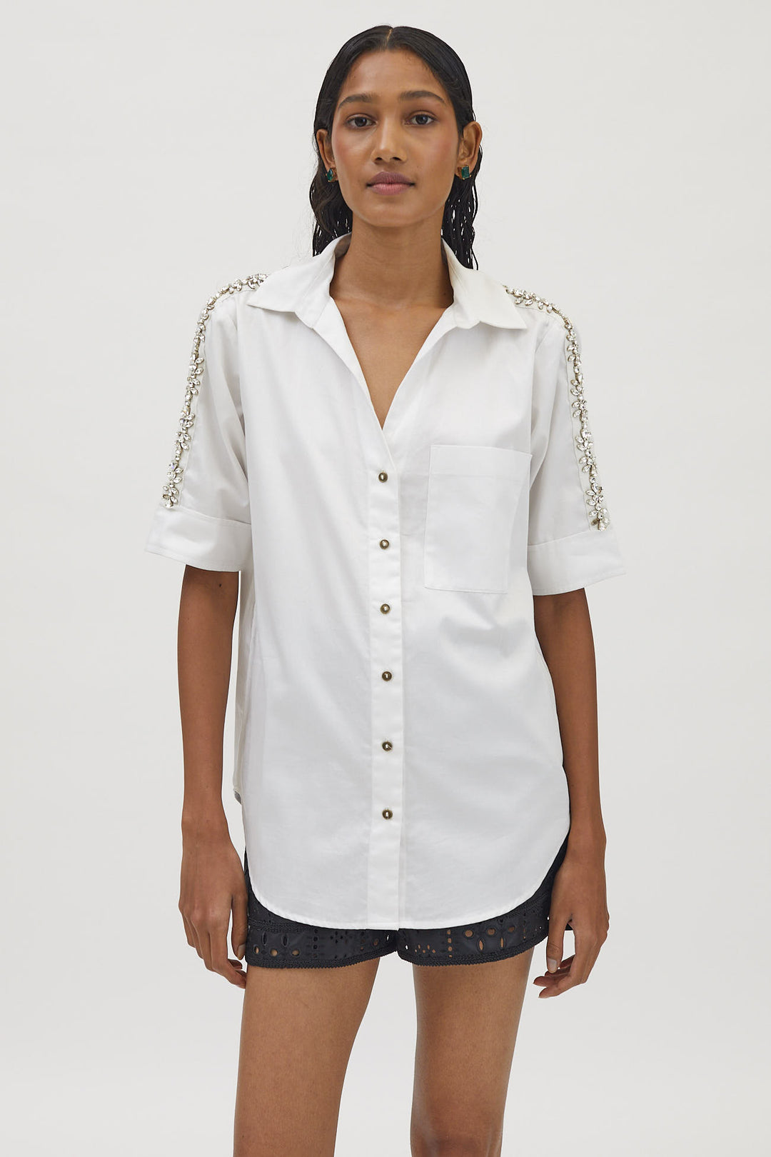 White Monochrome Flower Crystal Ribbon Shirt