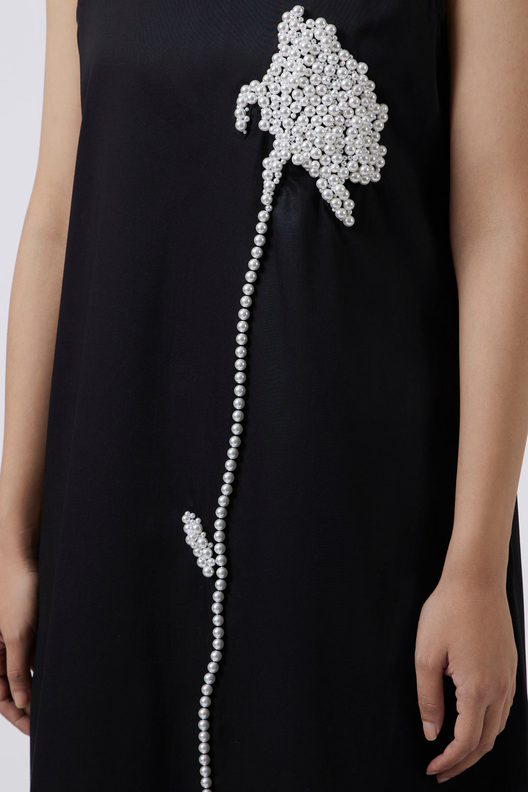 PEARL ROSE BLACK DRESS