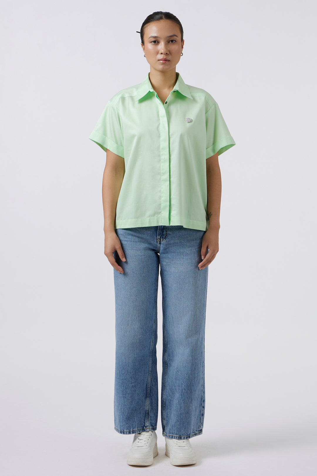 PEARL HEART LIME GREEN CROP SHIRT