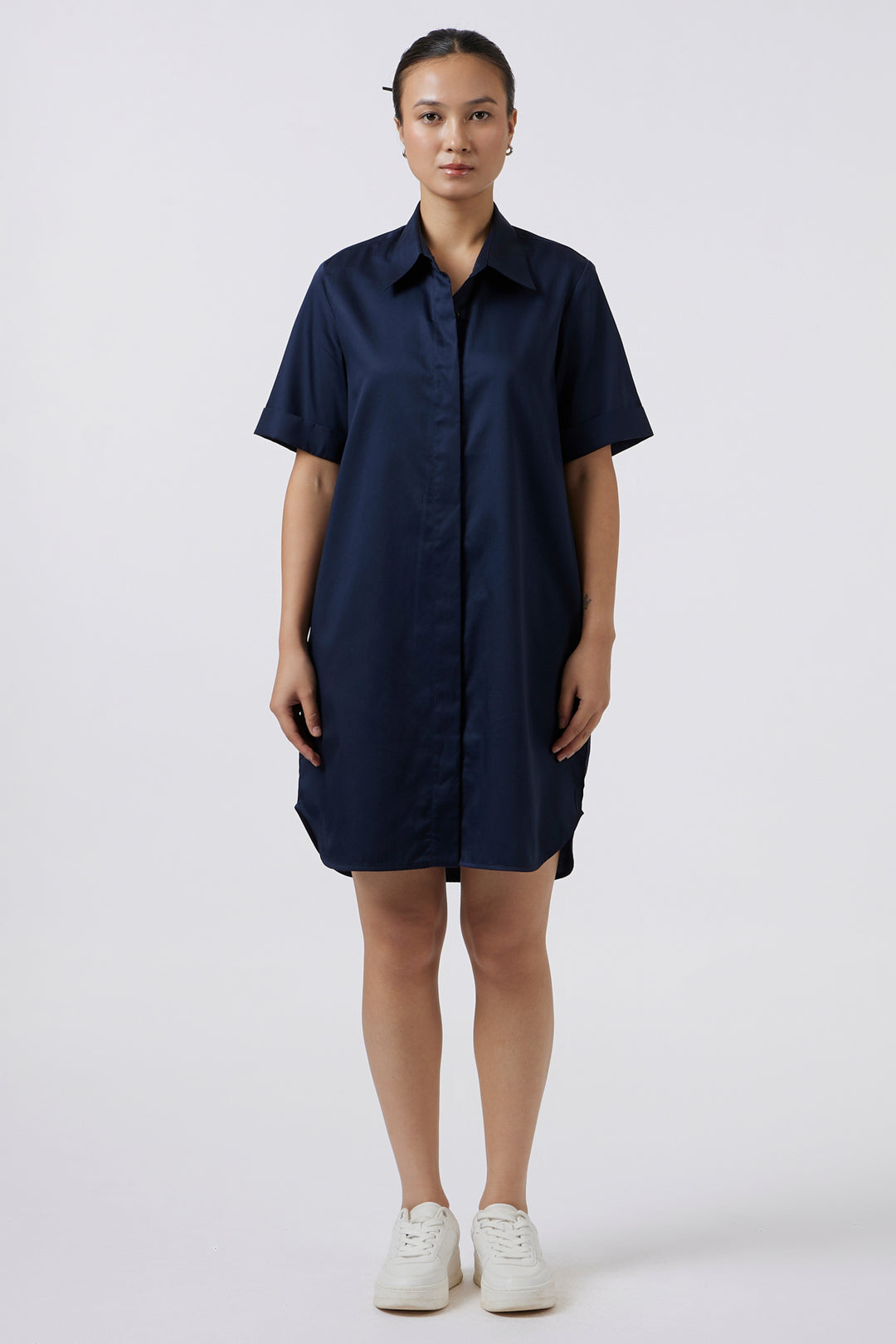 NAVY SHORT RELAXED DRESS