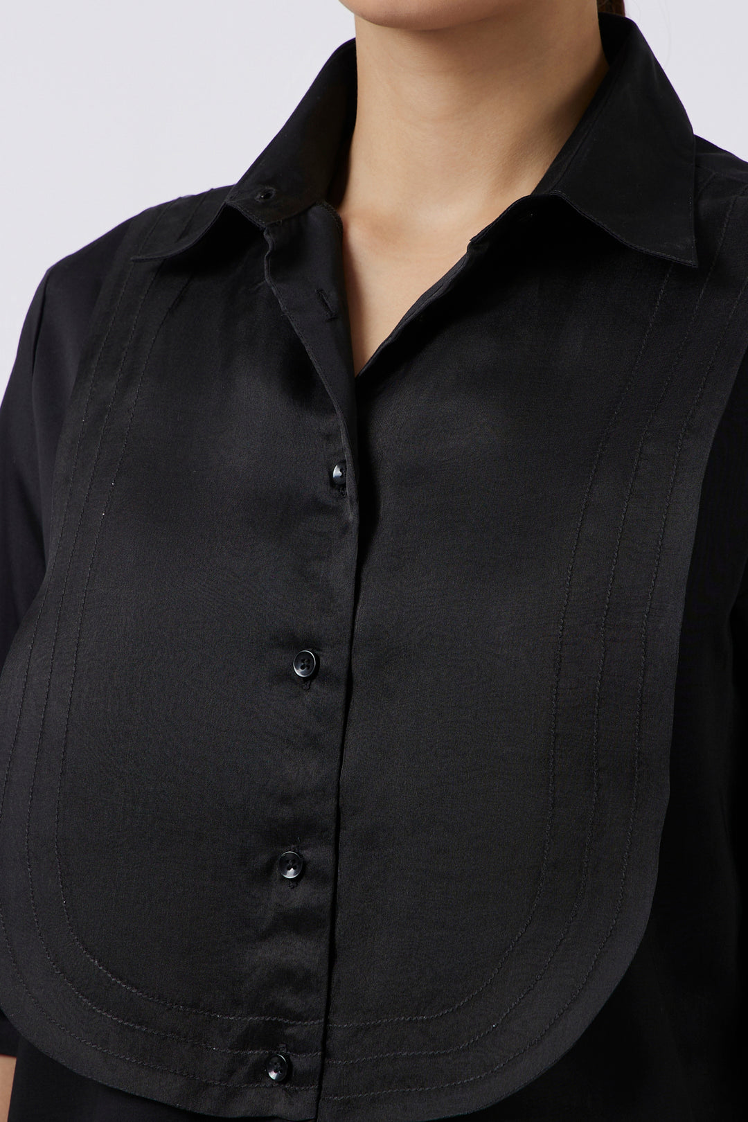 ORGANZA BIB BLACK SHIRT