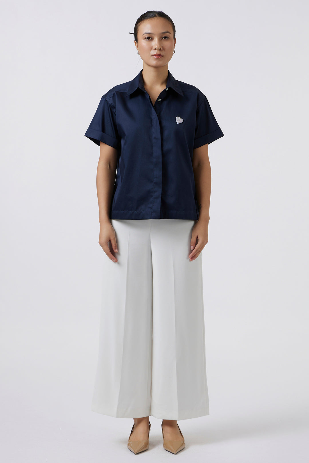 PEARL HEART NAVY CROP SHIRT