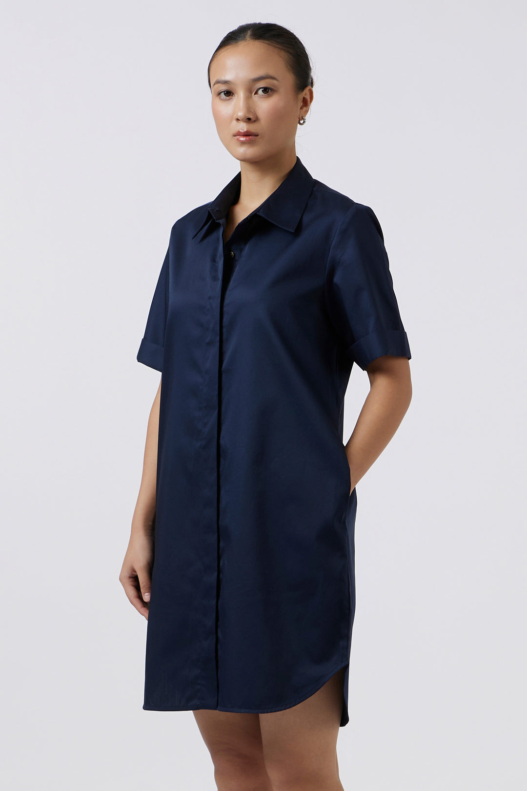 NAVY SHORT RELAXED DRESS