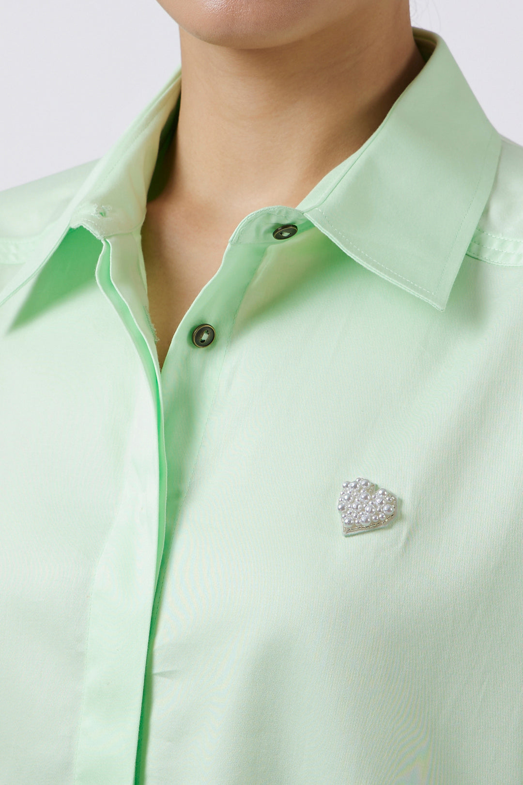 PEARL HEART LIME GREEN CROP SHIRT
